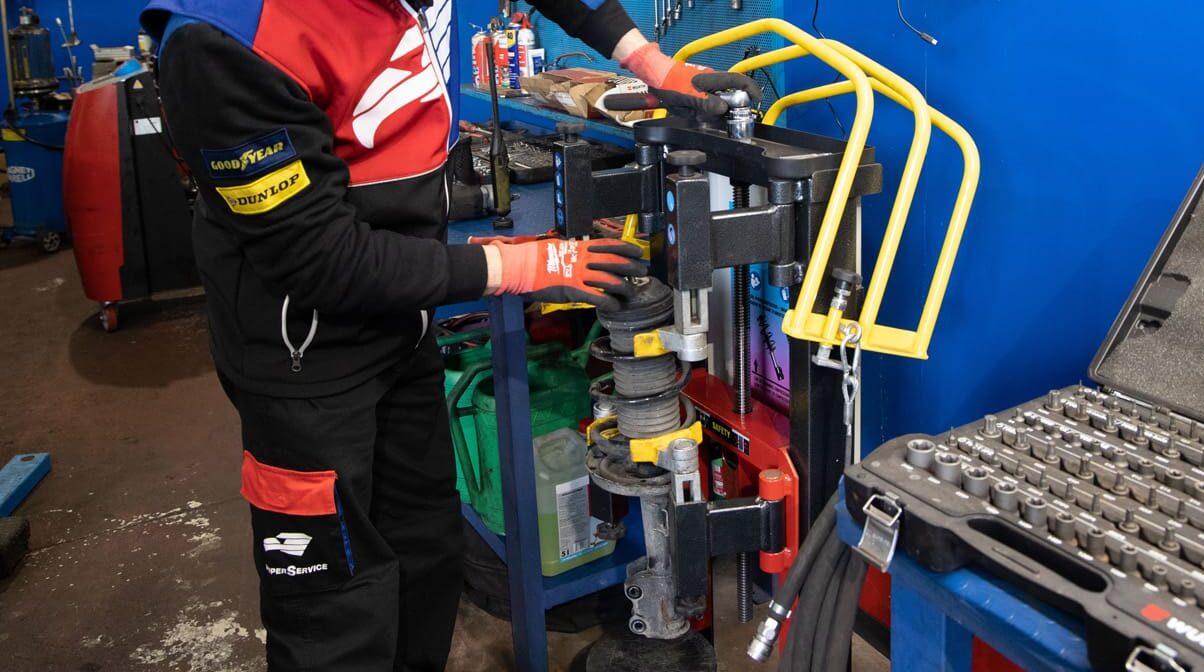 sostituzione-ammortizzatori-osmannoro-firenze-sesto-fiorentino-campi-bisenzio-riparazione