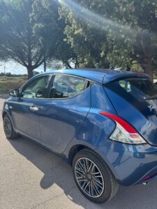 Lancia Ypsilon benzina ibrida usata - Autosud Acquaviva delle Fonti - foto 4