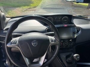Lancia Ypsilon benzina ibrida usata - Autosud Acquaviva delle Fonti - foto 5