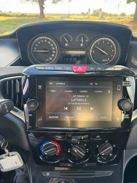 Lancia Ypsilon benzina ibrida usata - Autosud Acquaviva delle Fonti - foto 7
