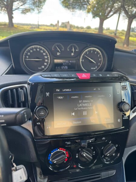 Lancia Ypsilon benzina ibrida usata - Autosud Acquaviva delle Fonti - foto 8