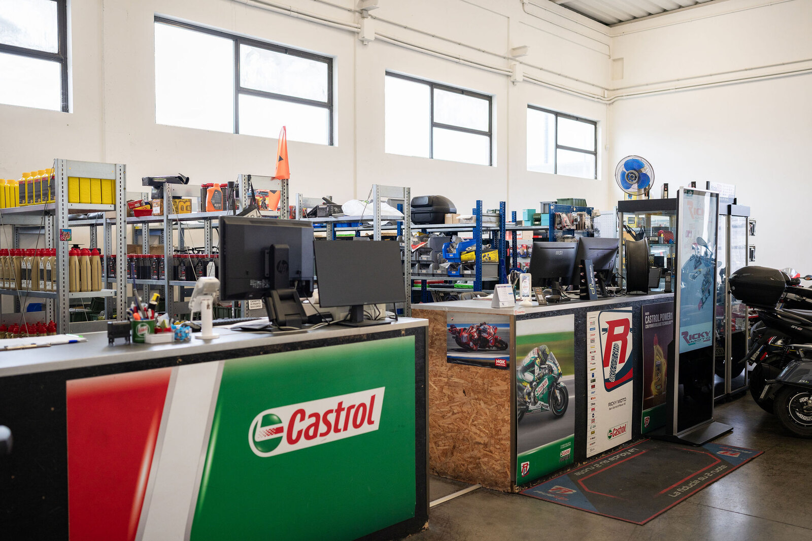 Officina Ricky Moto per tagliandi e manutenzione con prodotti Castrol